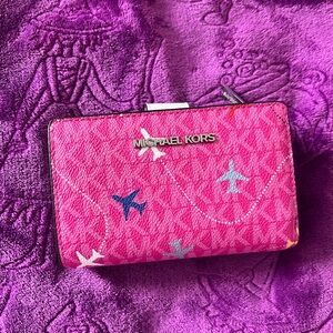 Michael Kors  Jet Set Travel Wallet